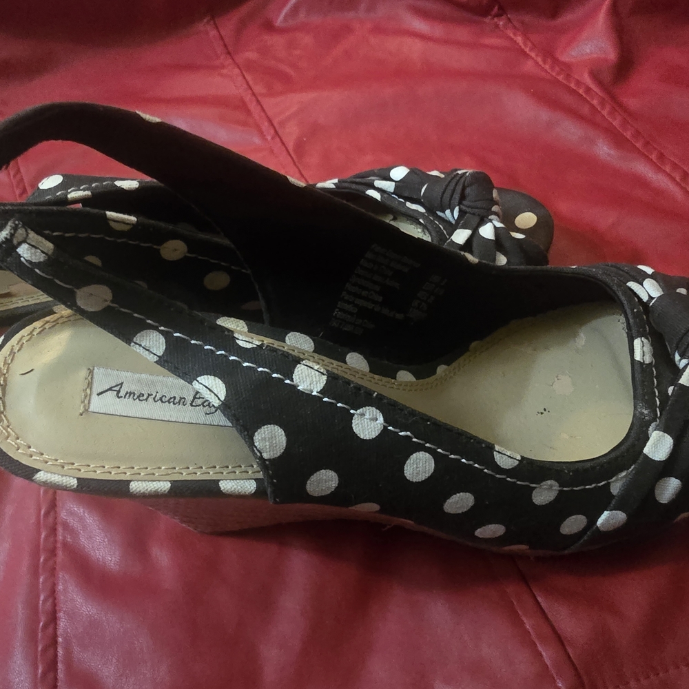 American Eagle Outfitters Black and White Wedges